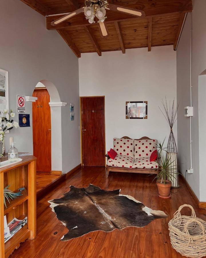 לאס גרוטאס Hosteria Isabel Departamentos Y Habitaciones Con Bano Privado מראה חיצוני תמונה