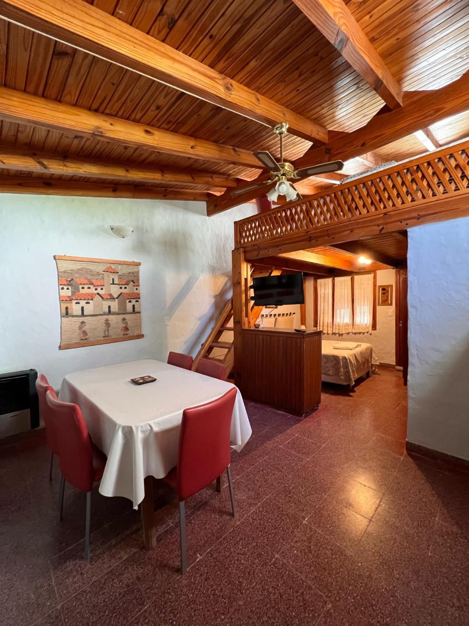 לאס גרוטאס Hosteria Isabel Departamentos Y Habitaciones Con Bano Privado חדר תמונה