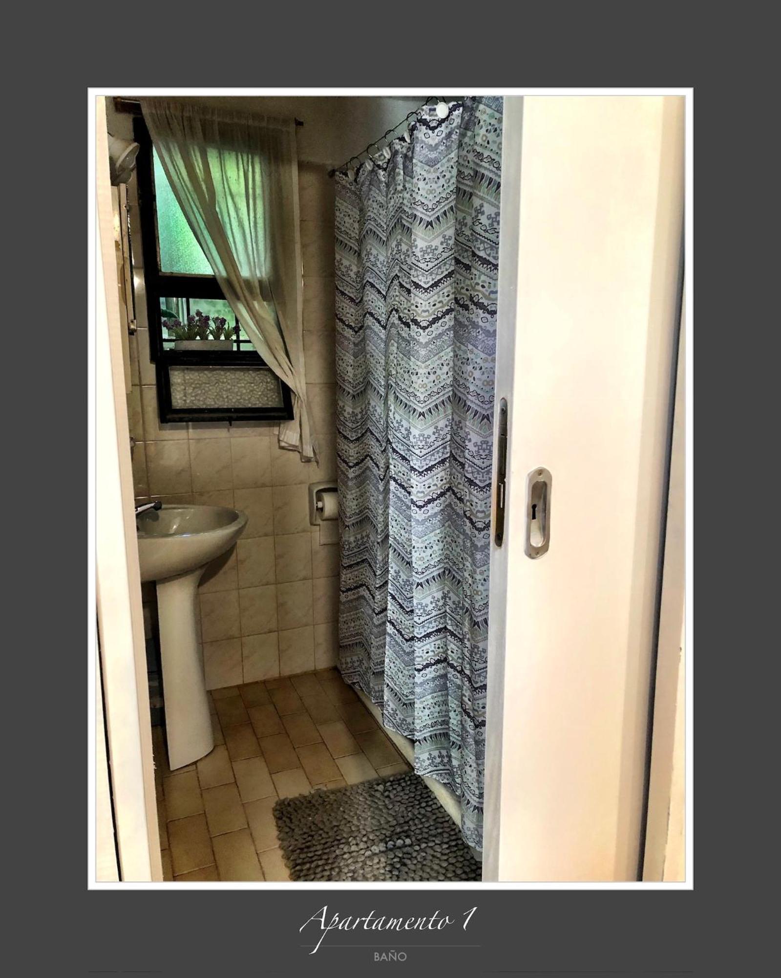 לאס גרוטאס Hosteria Isabel Departamentos Y Habitaciones Con Bano Privado חדר תמונה